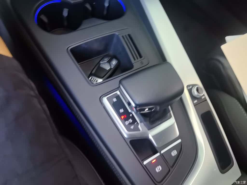 Audi A4L, 2022 14