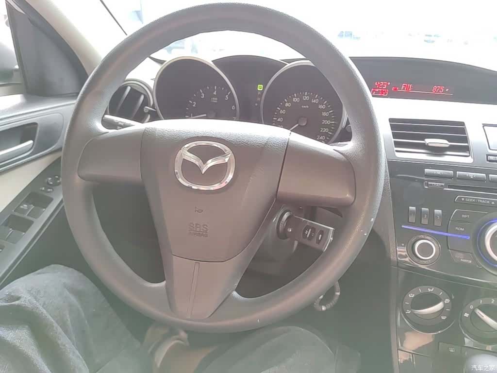 Mazda 3, 2016 11