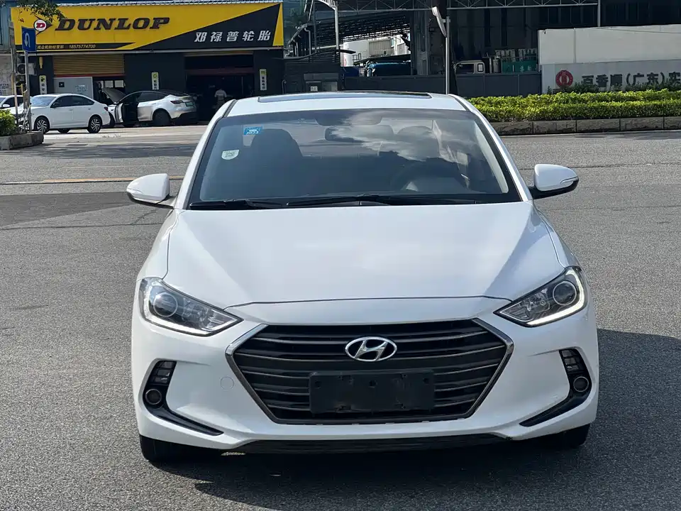Hyundai Lead