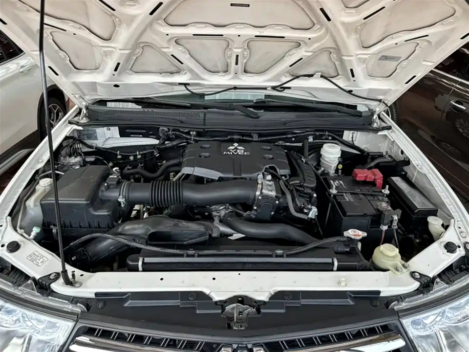 Mitsubishi Pajero Jinchang