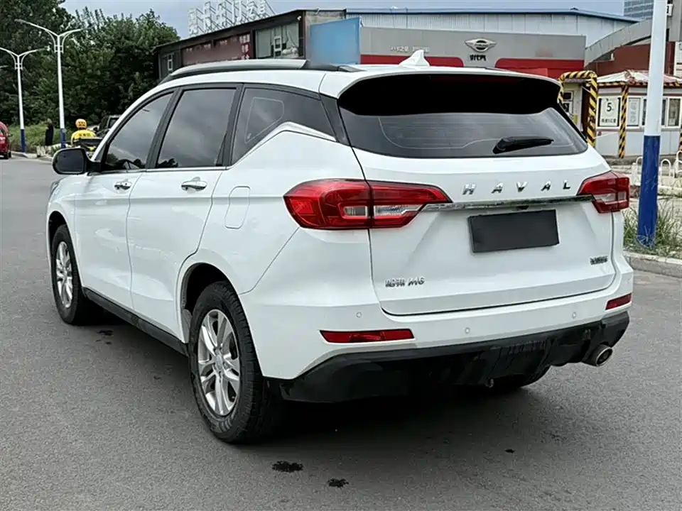 Haval M6