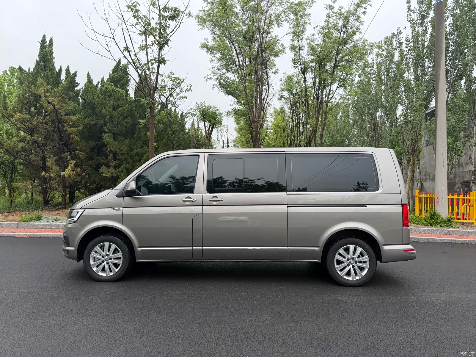Volkswagen 8, 2017 4