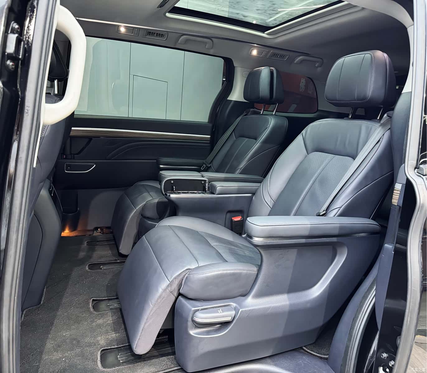 Trumpchi M8, 2022 10