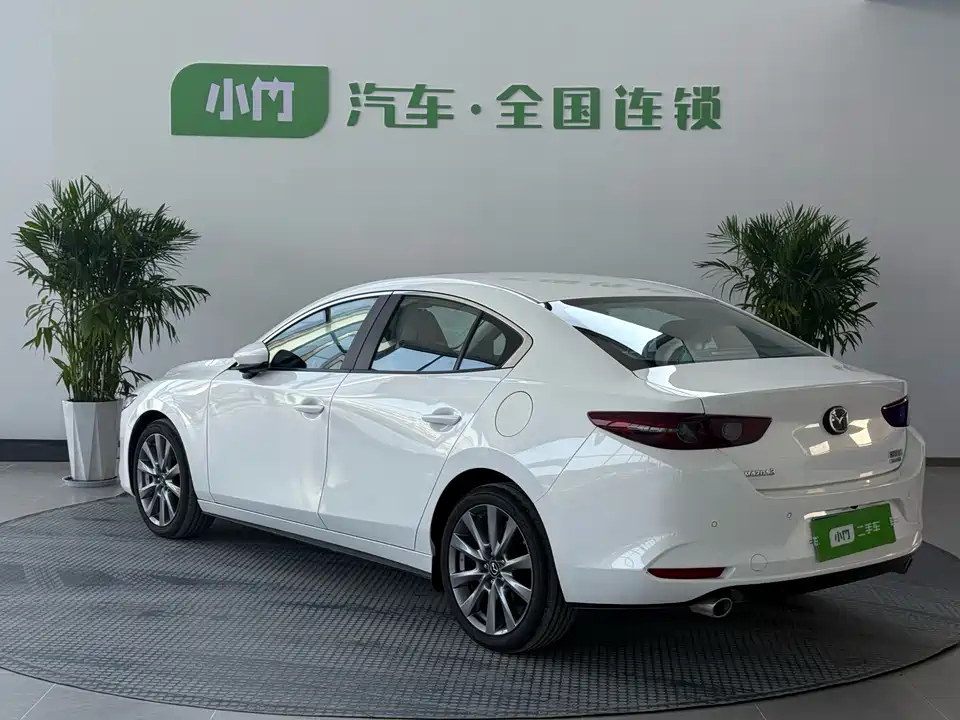 Mazda 3 Angkesaila