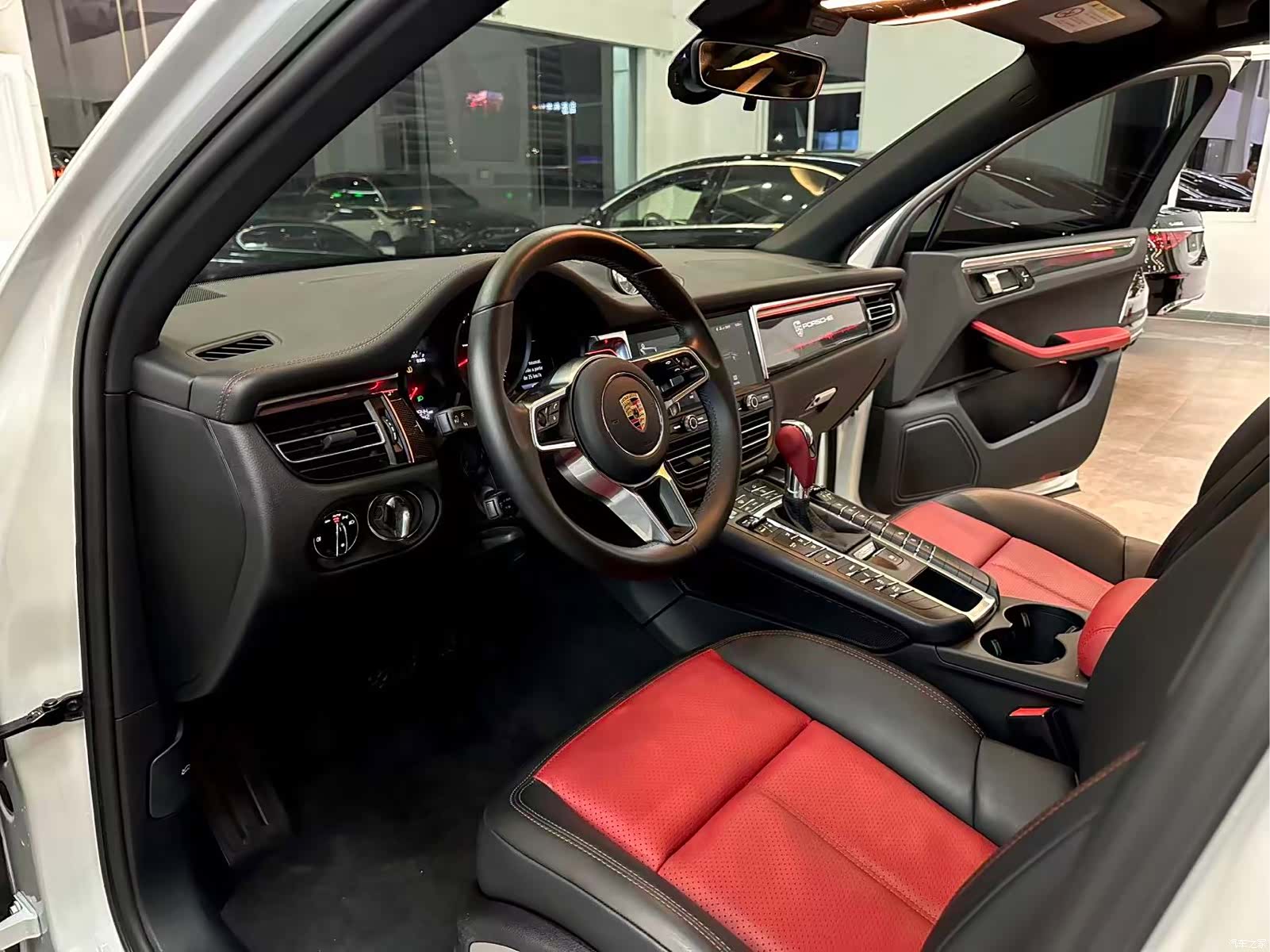 Porsche Macan, 2021 7