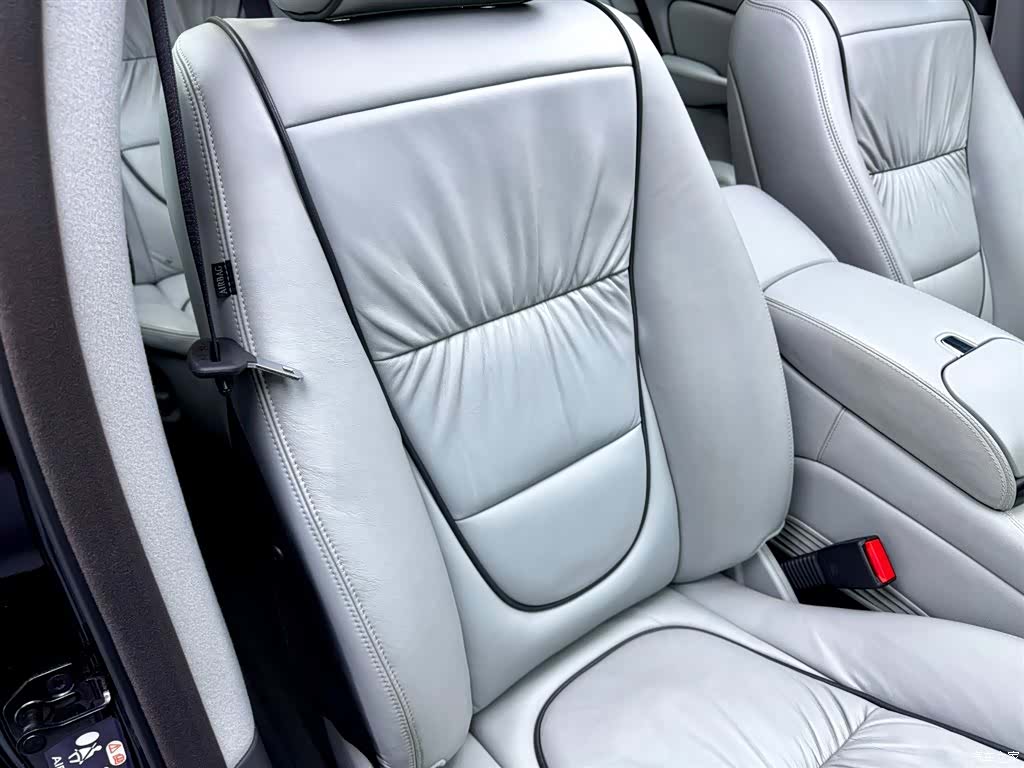 Jaguar XJ, 2009 23