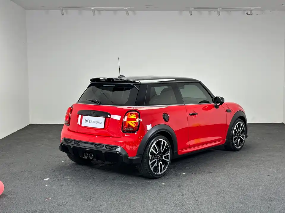 MINI MINI
