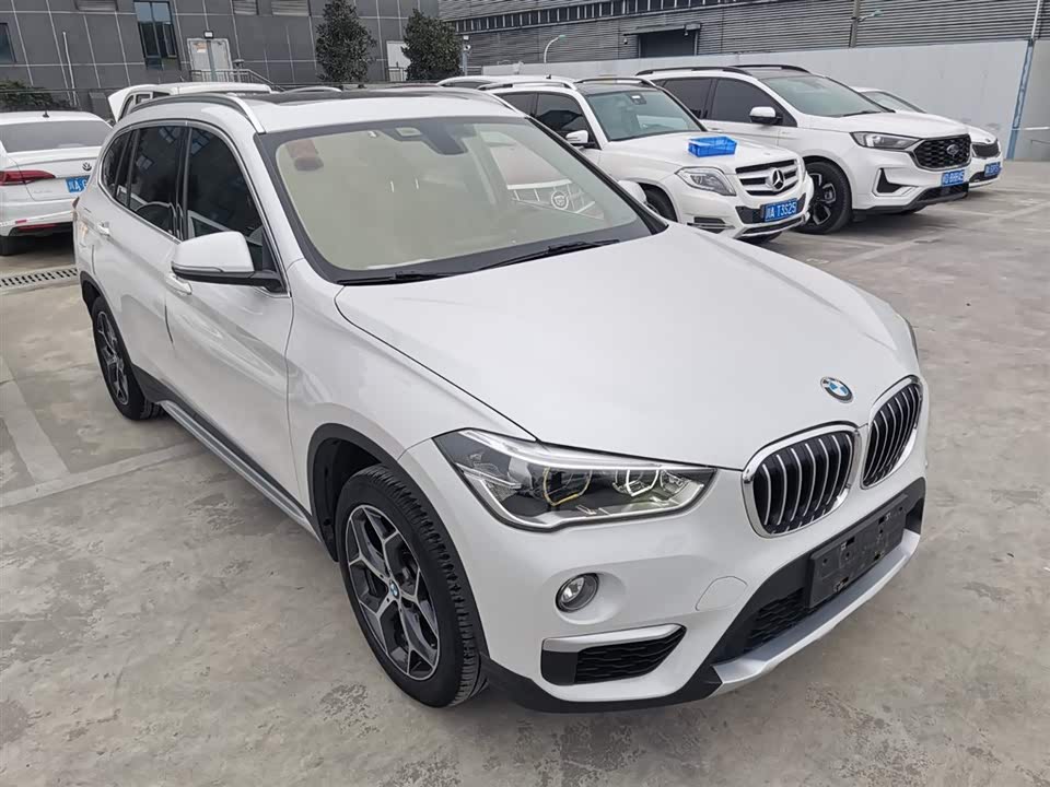 BMW X1