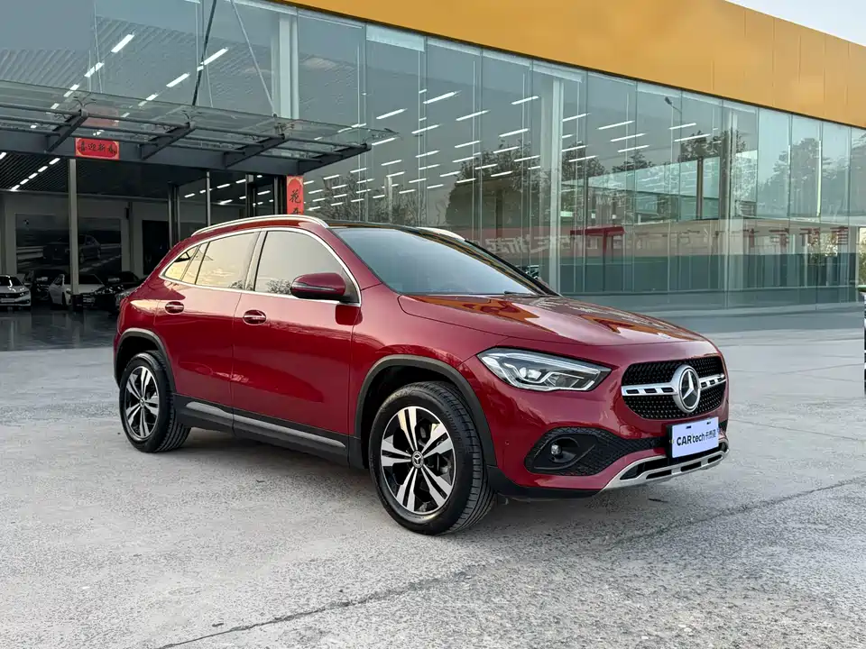 Mercedes-Benz GLA