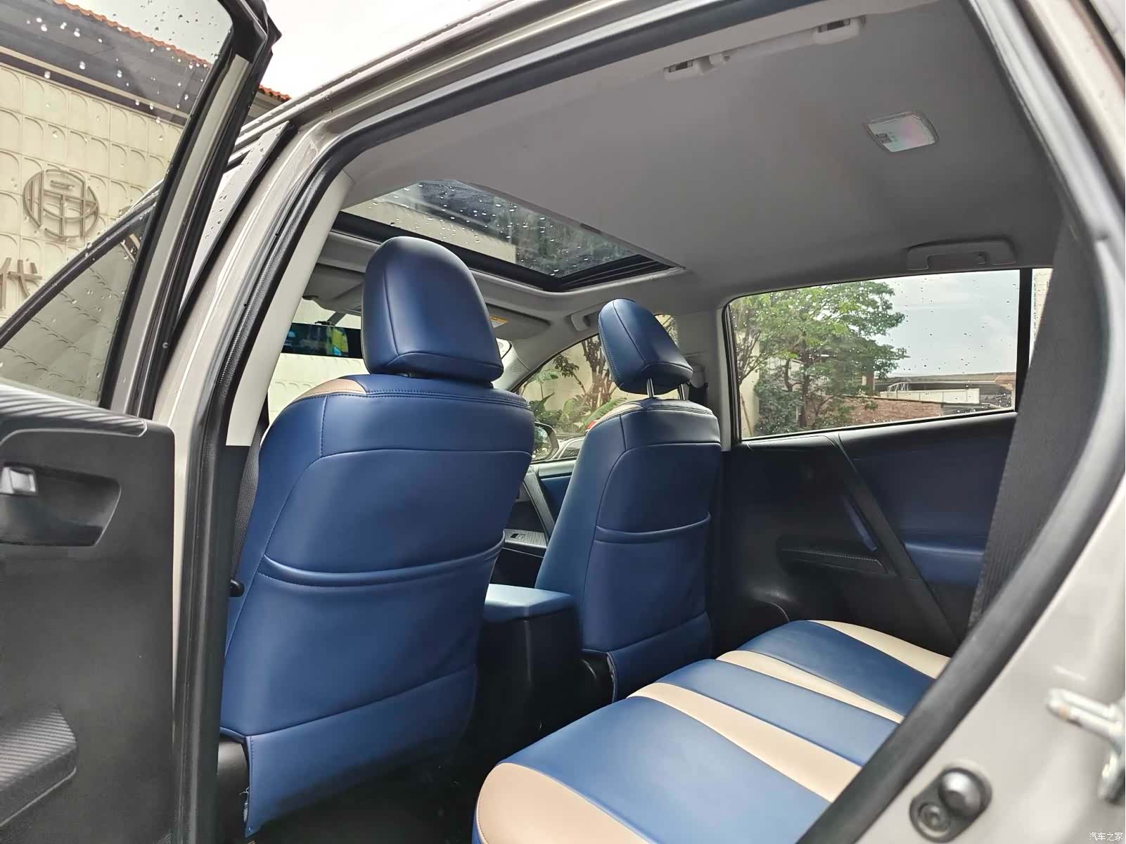 Toyota RAV4, 2018 13