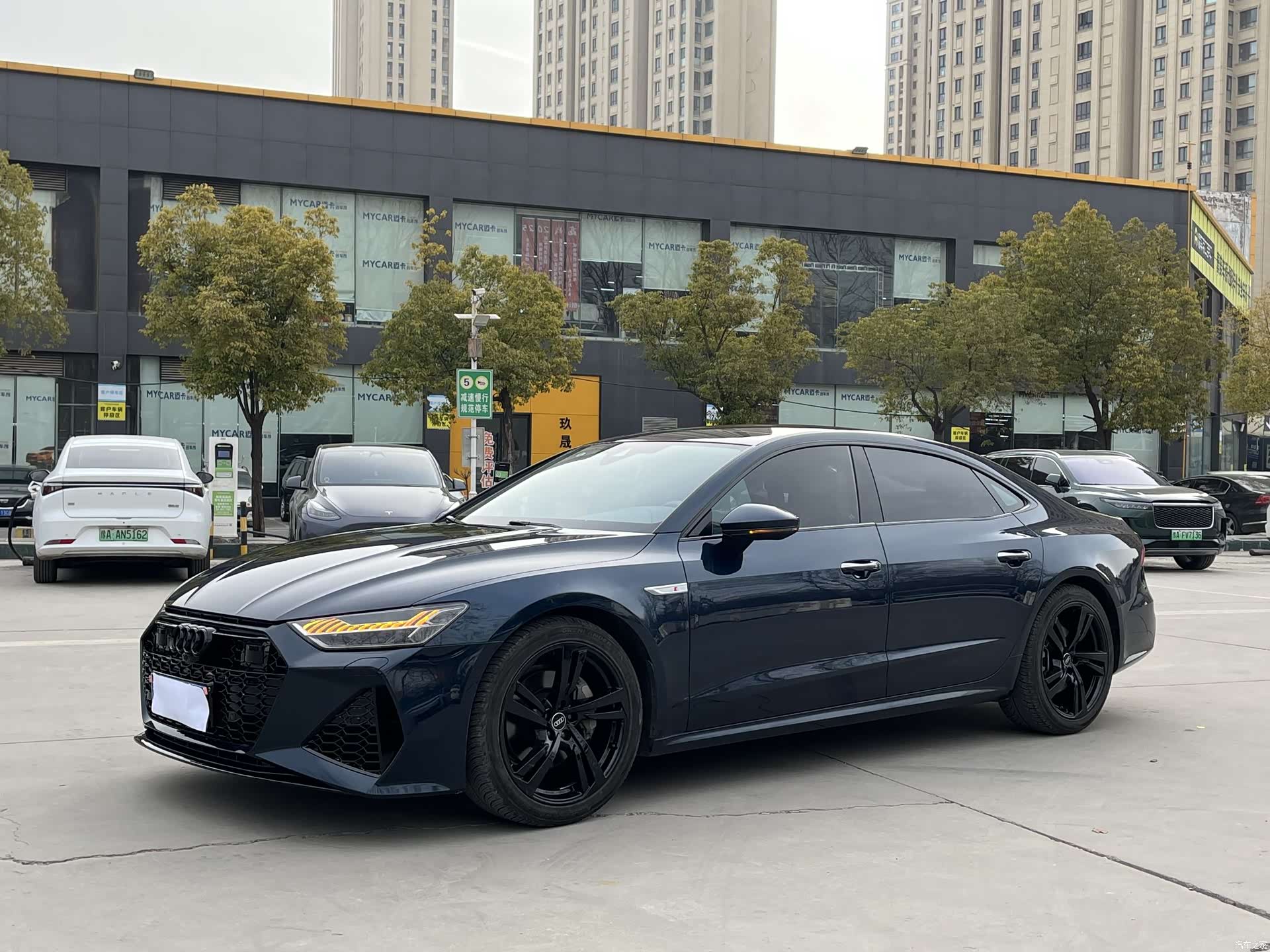 Audi A7L, 2023 4