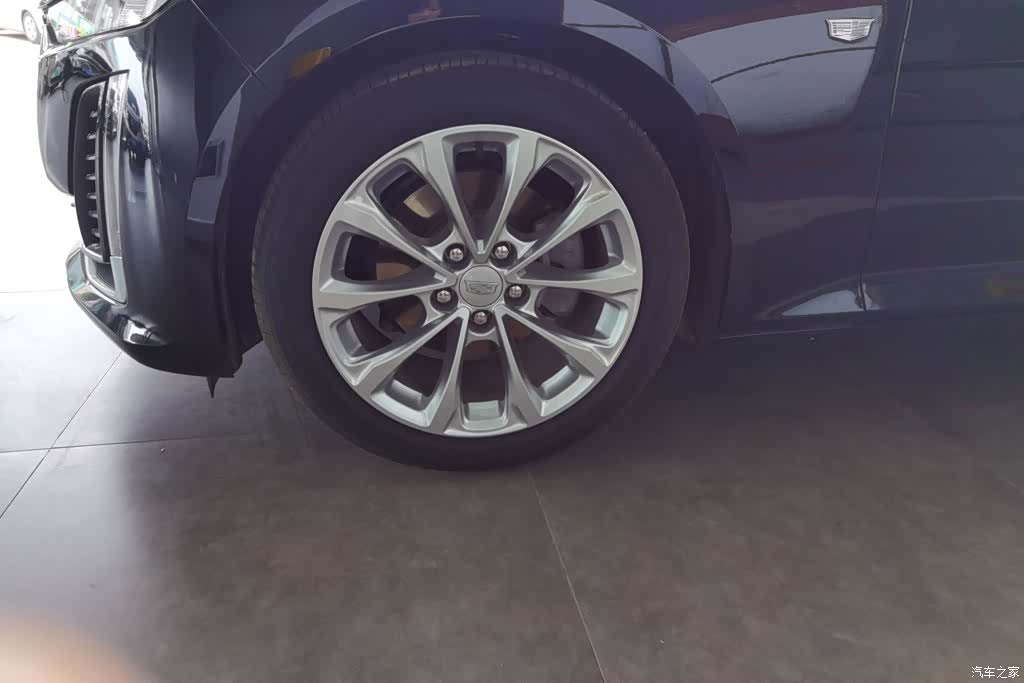 Cadillac CT5, 2022 6