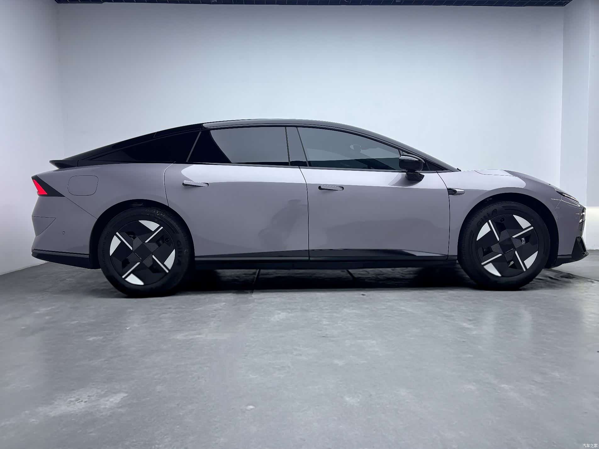 Xpeng P7, 2026 10
