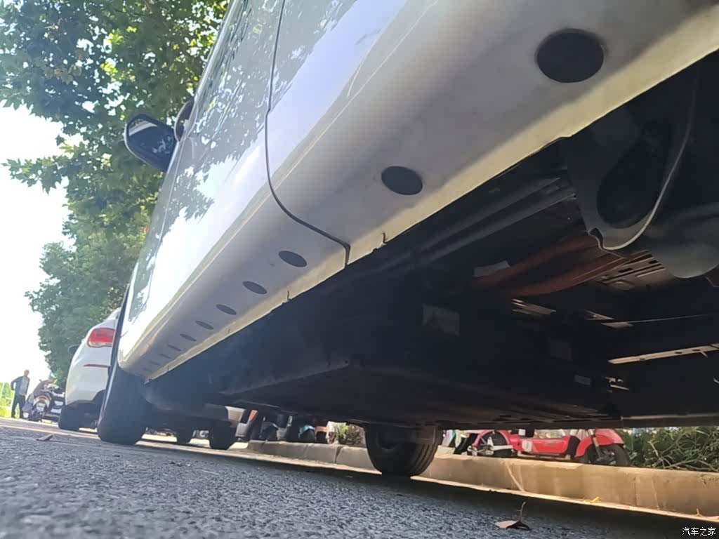 YuanCheng V6E, 2025 22