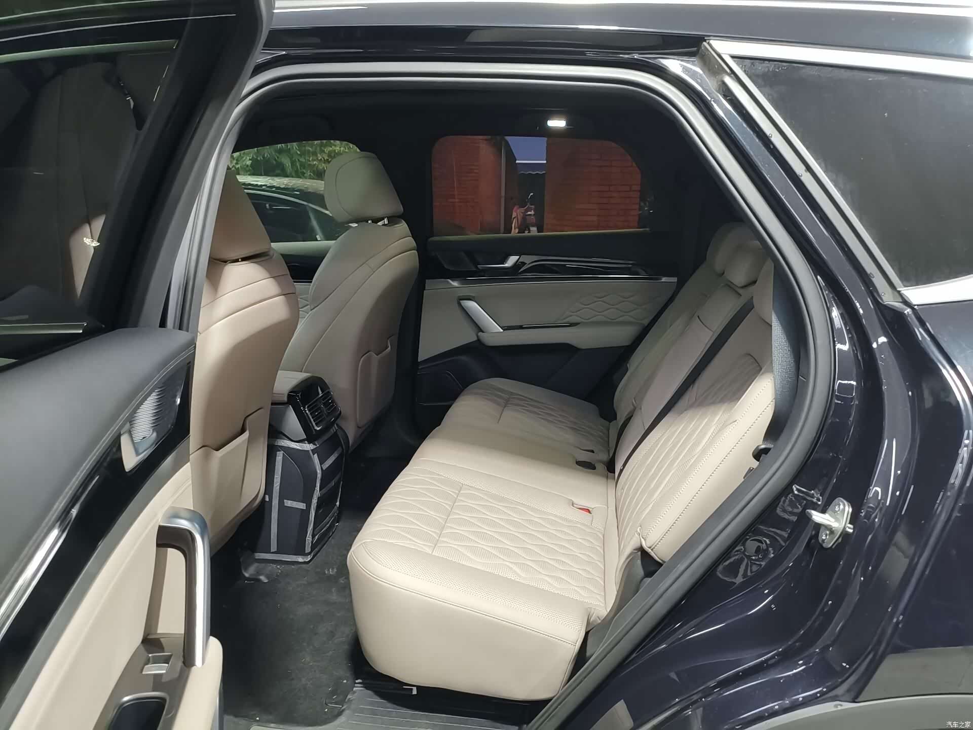 BYD Tang, 2025 11