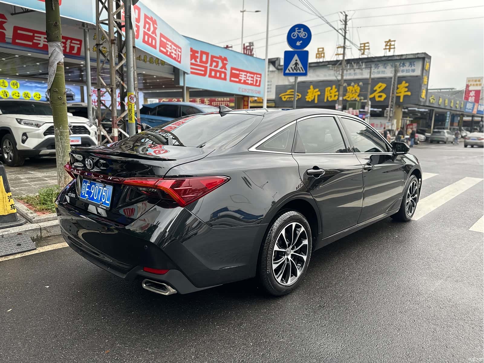 Toyota Avalon, 2023 3