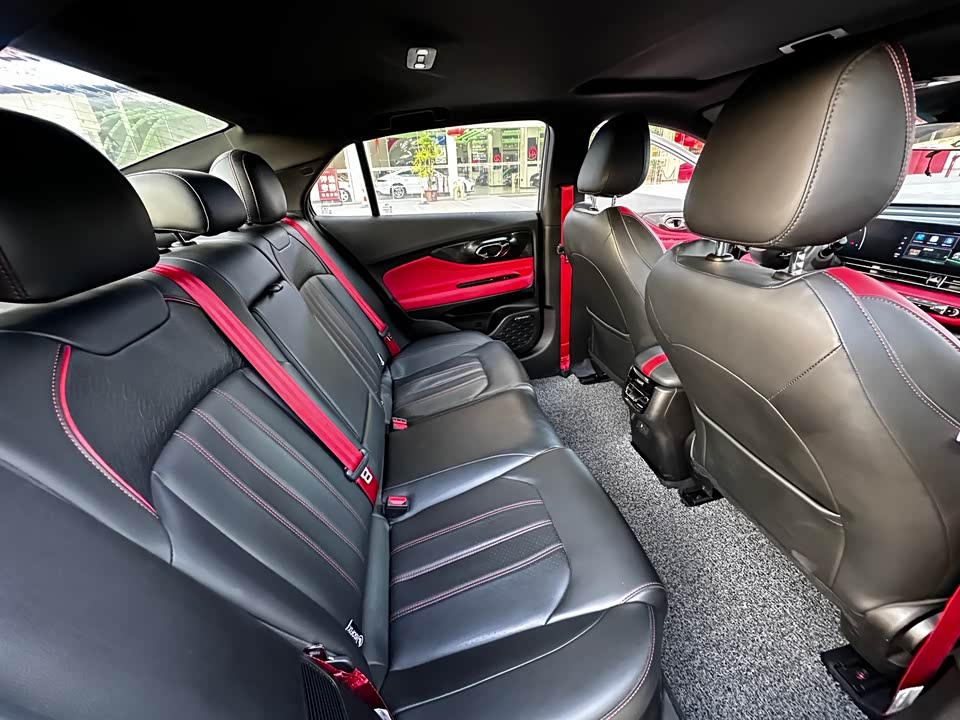 Trumpchi Shadow Leopard