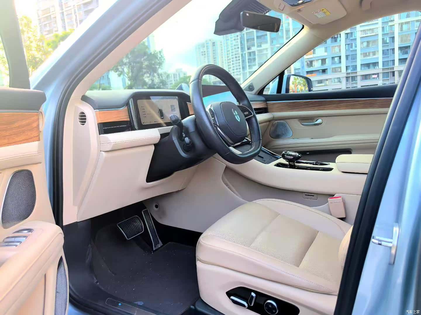 AITO M5, 2023 4