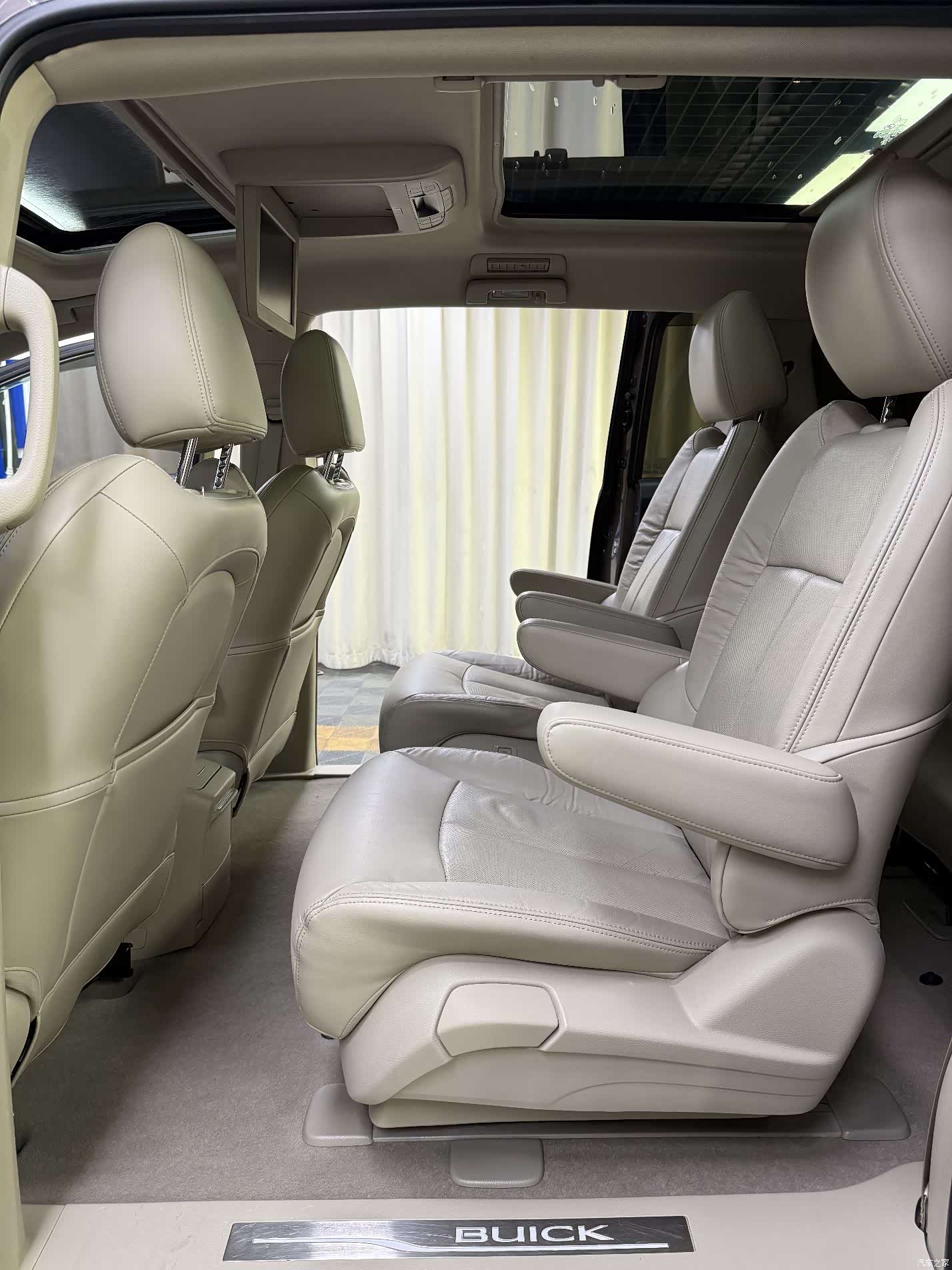 Buick GL8, 2015 22