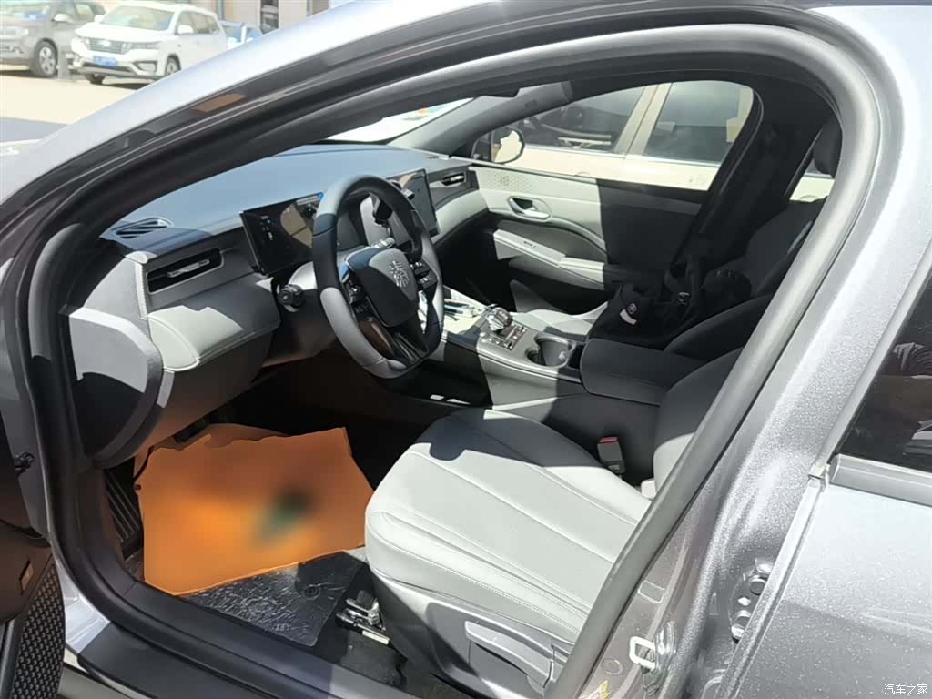 BYD Qin, 2025 15