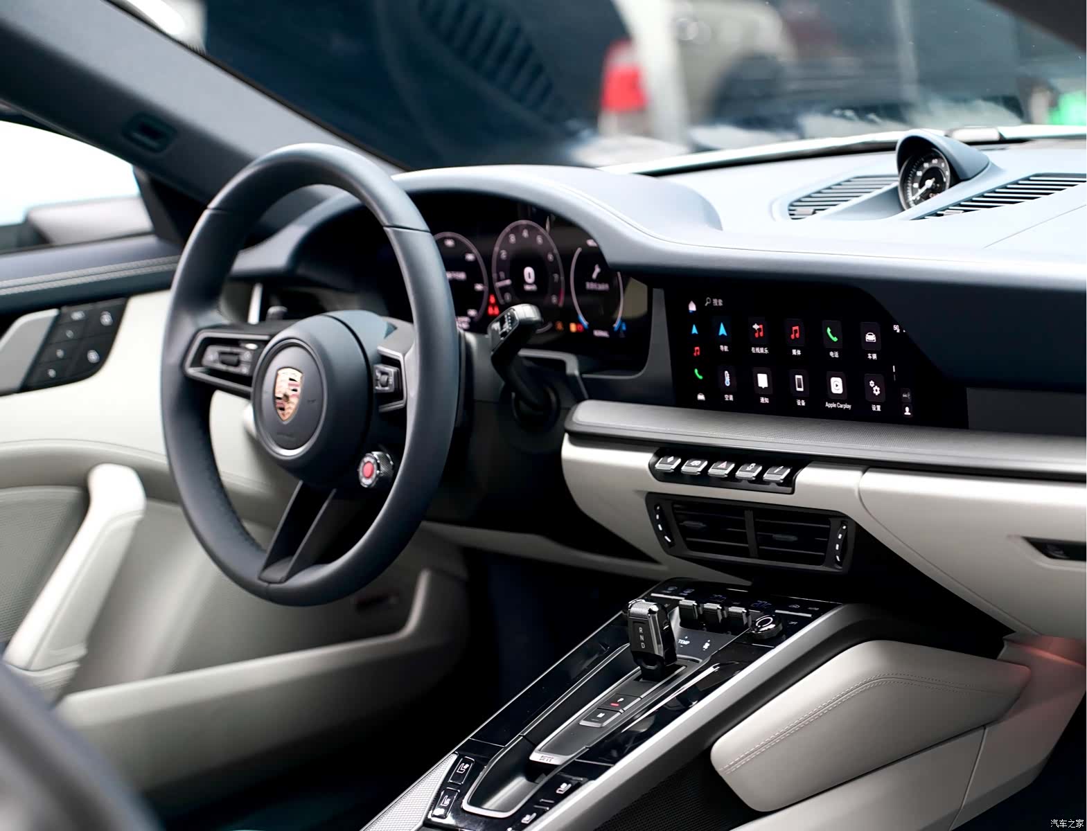 Porsche 911, 2025 13