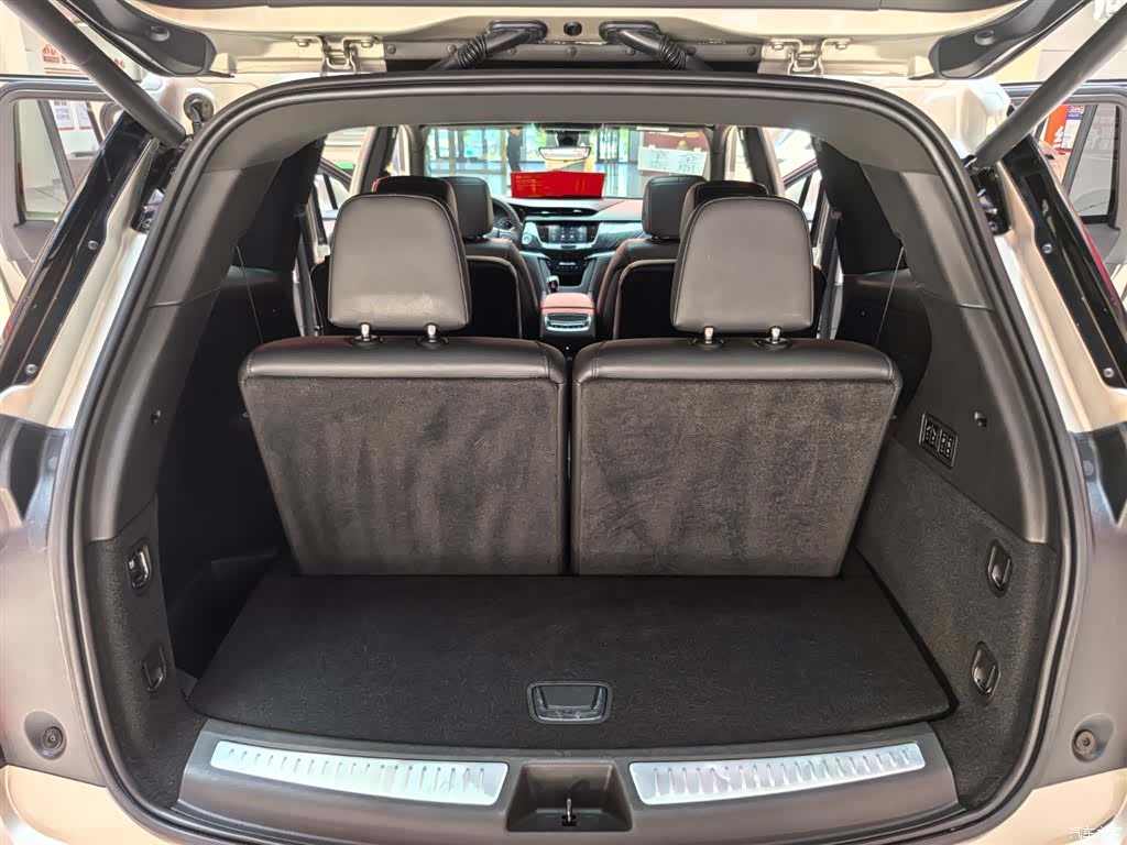 Cadillac XT6, 2023 20