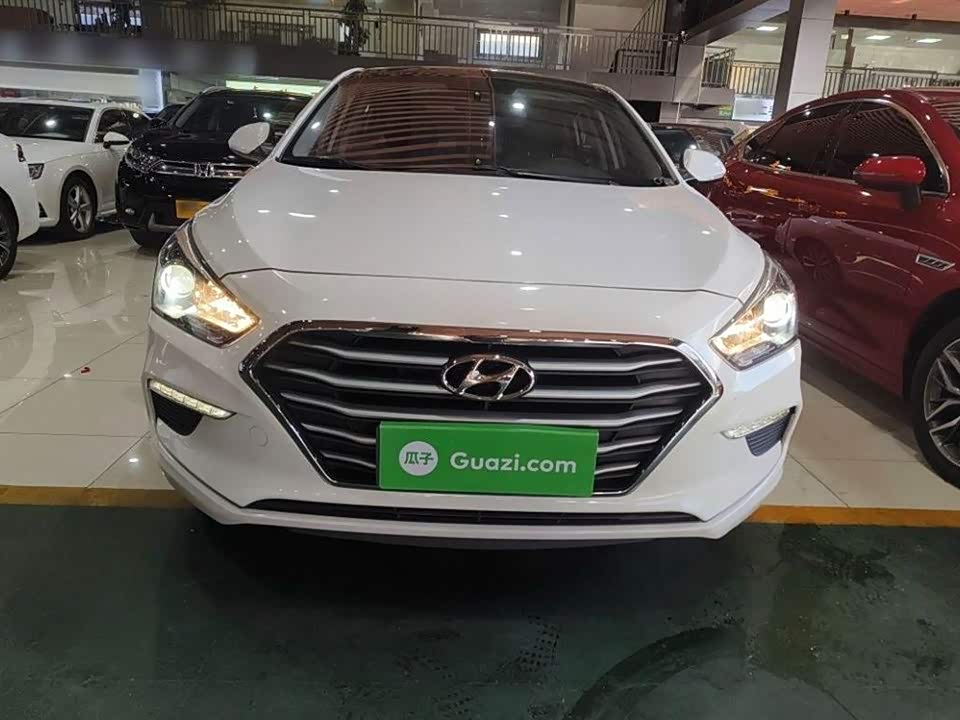 Hyundai Name picture