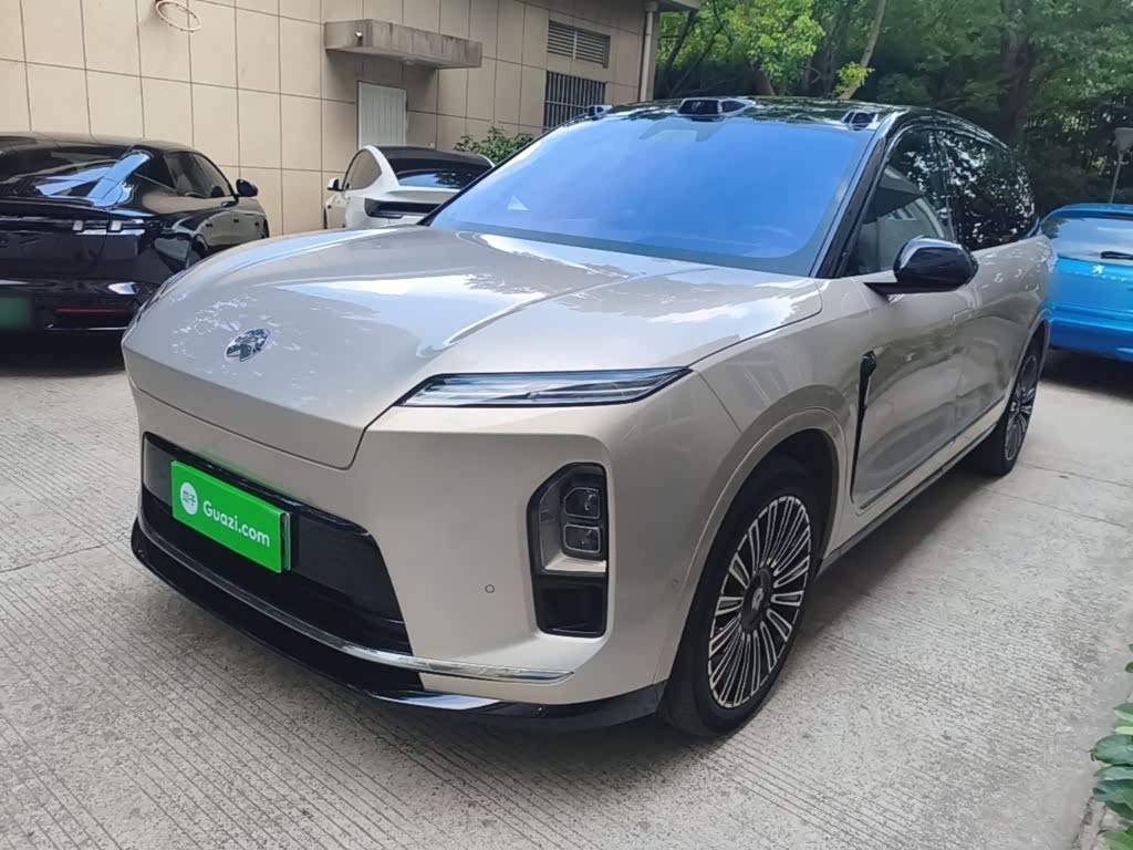 NIO ES8 2026 мест Executive Luxury