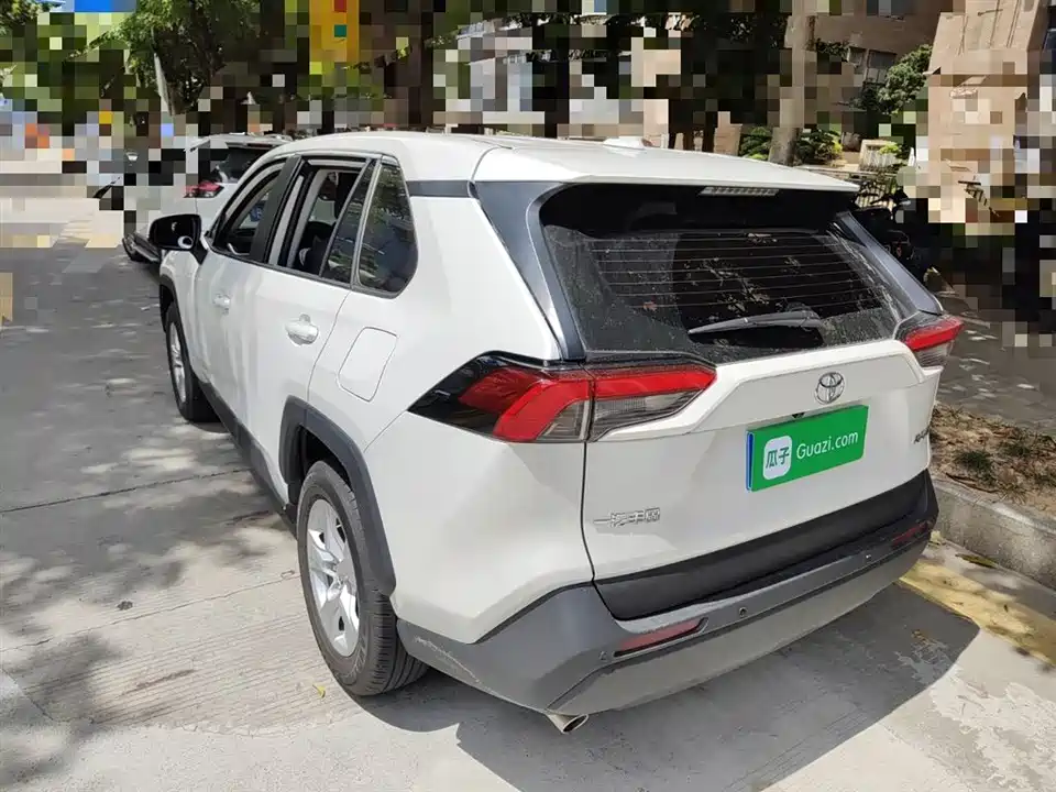 Toyota RAV4 Rongfang