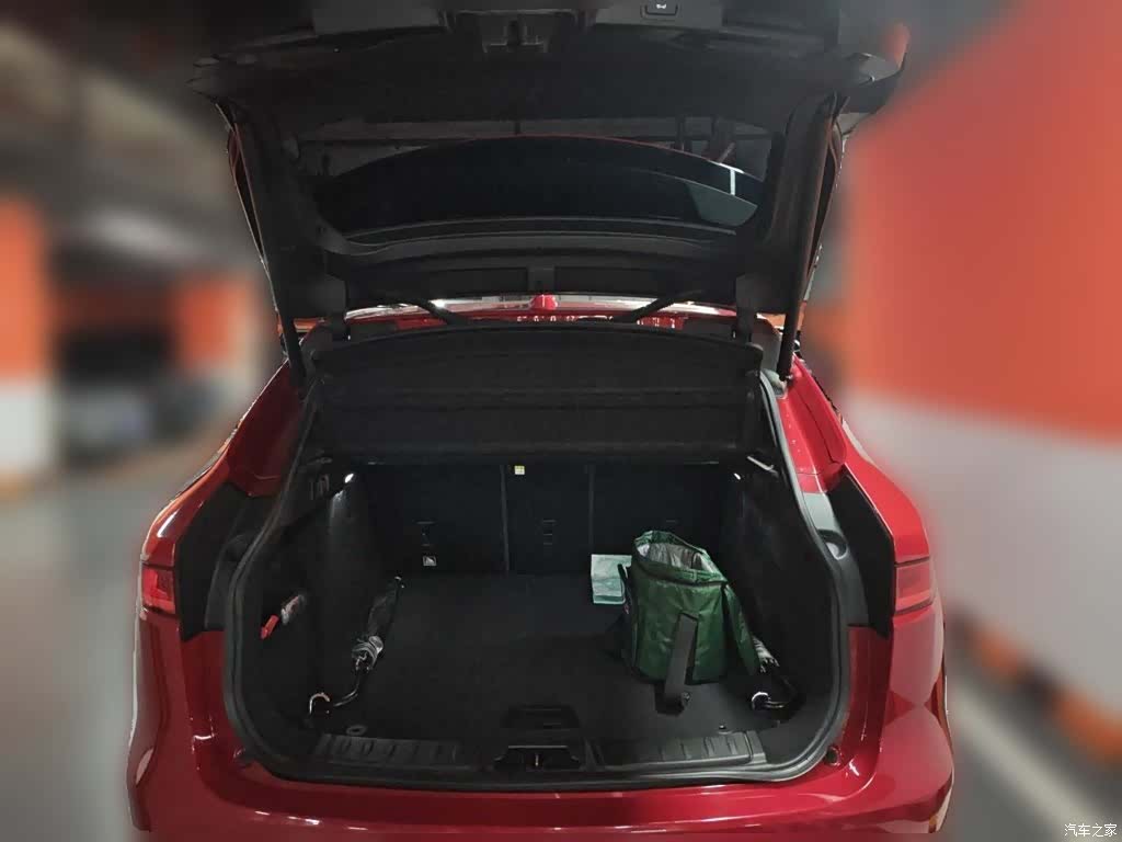 Jaguar F-PACE, 2017 10