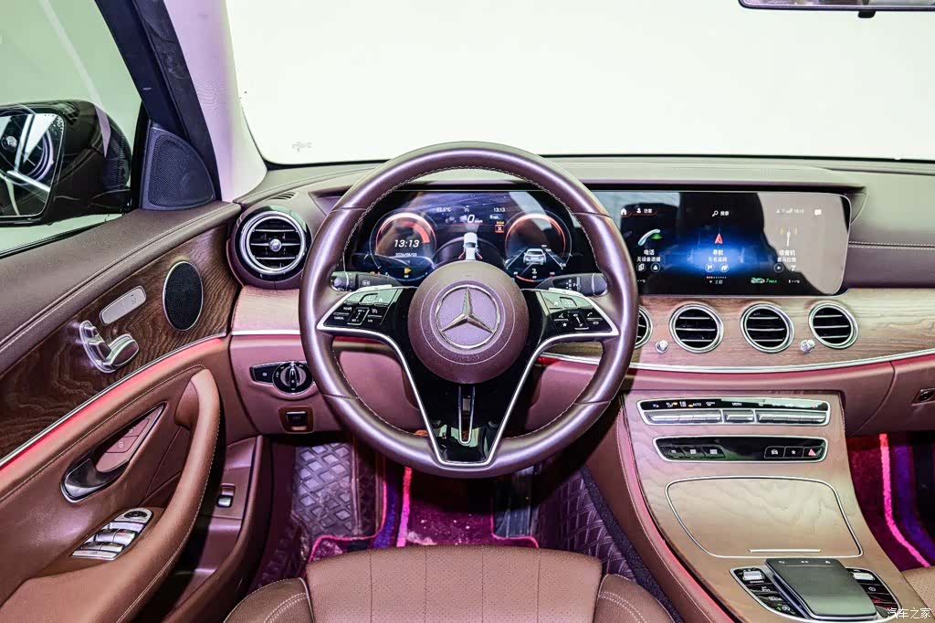 Mercedes-Benz E-Class, 2023 9