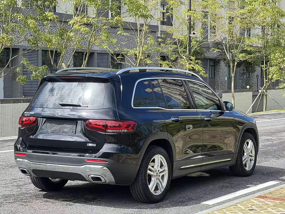 Mercedes-Benz GLB