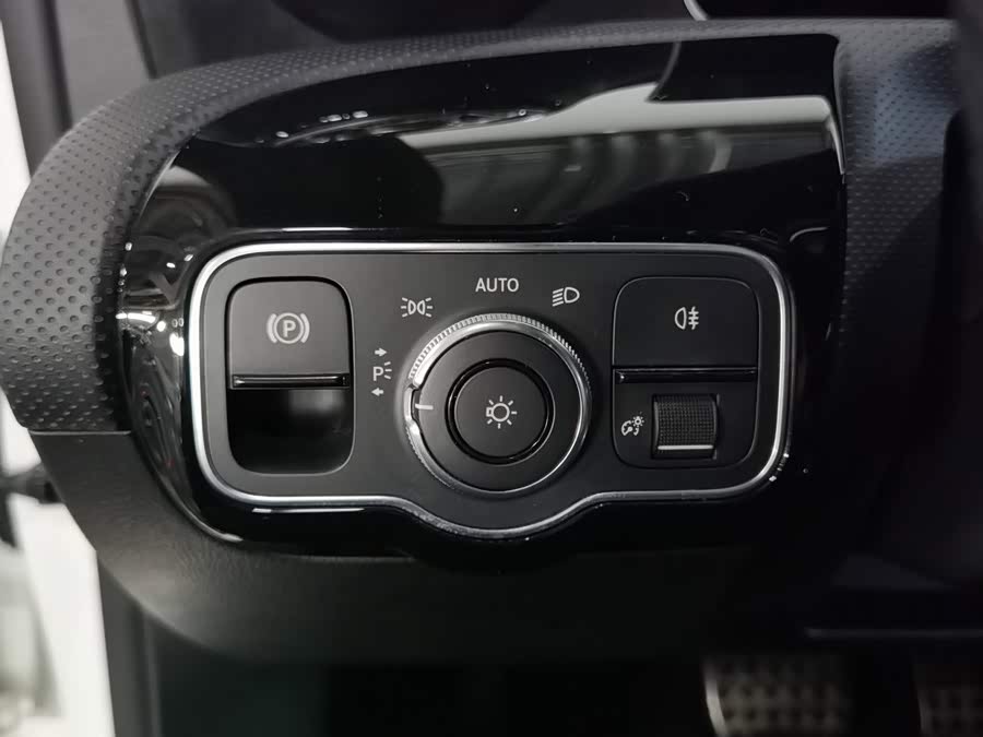 Mercedes-Benz CLA (Import) 2020, фото 21