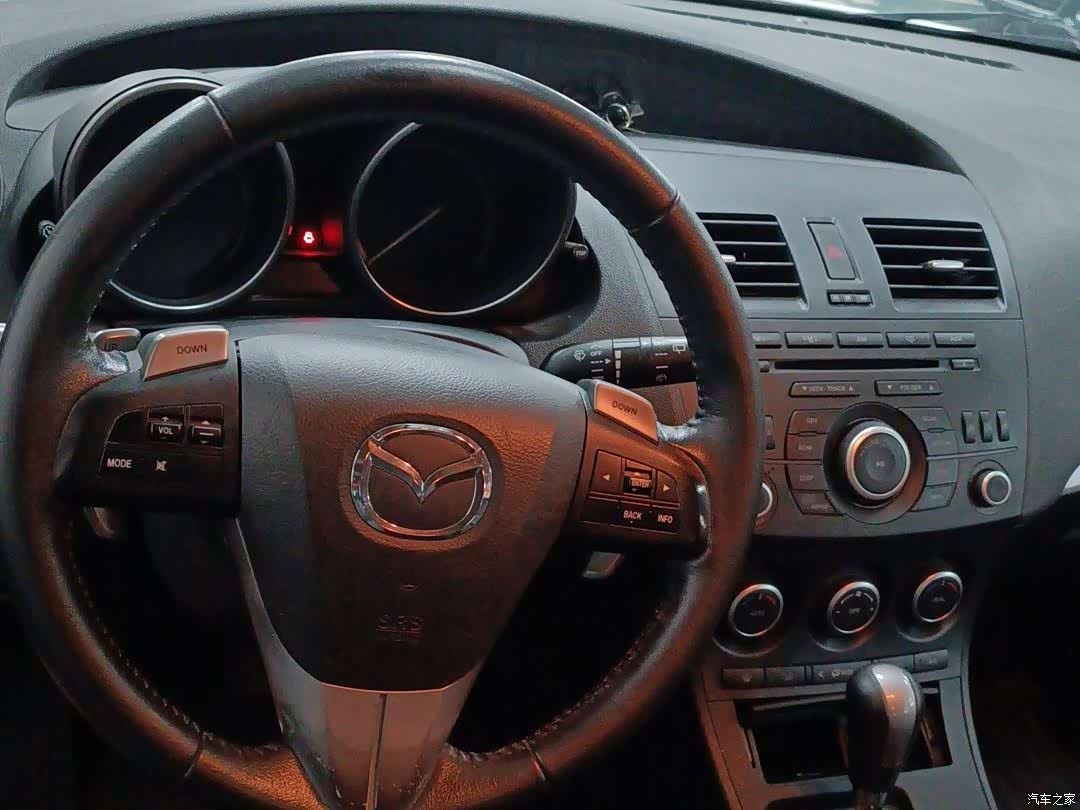 Mazda 3, 2013 14