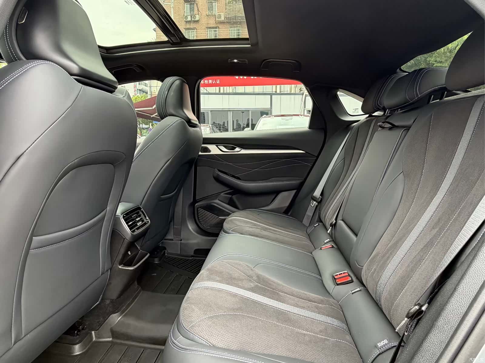 Geely Preface, 2025 8