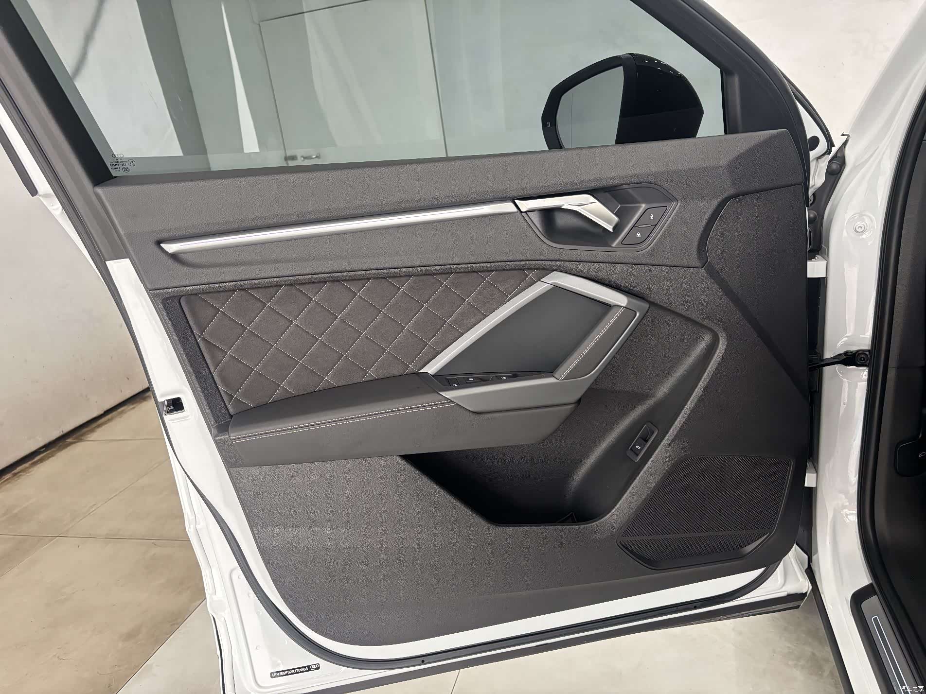 Audi Q3, 2025 11