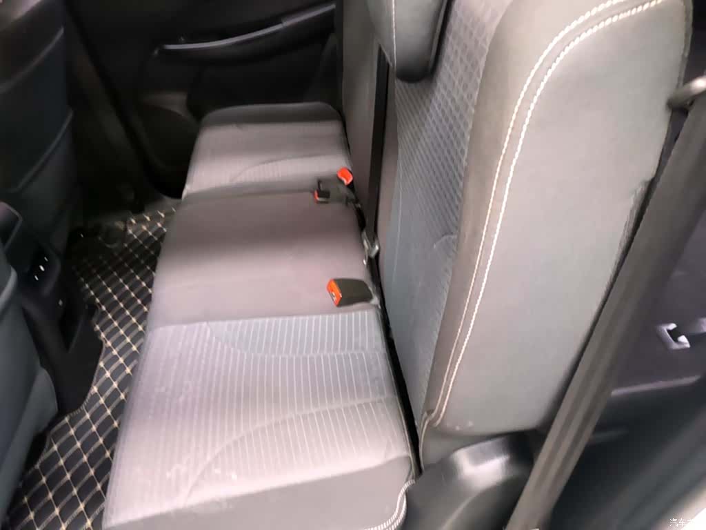 Wuling 730, 2019 17