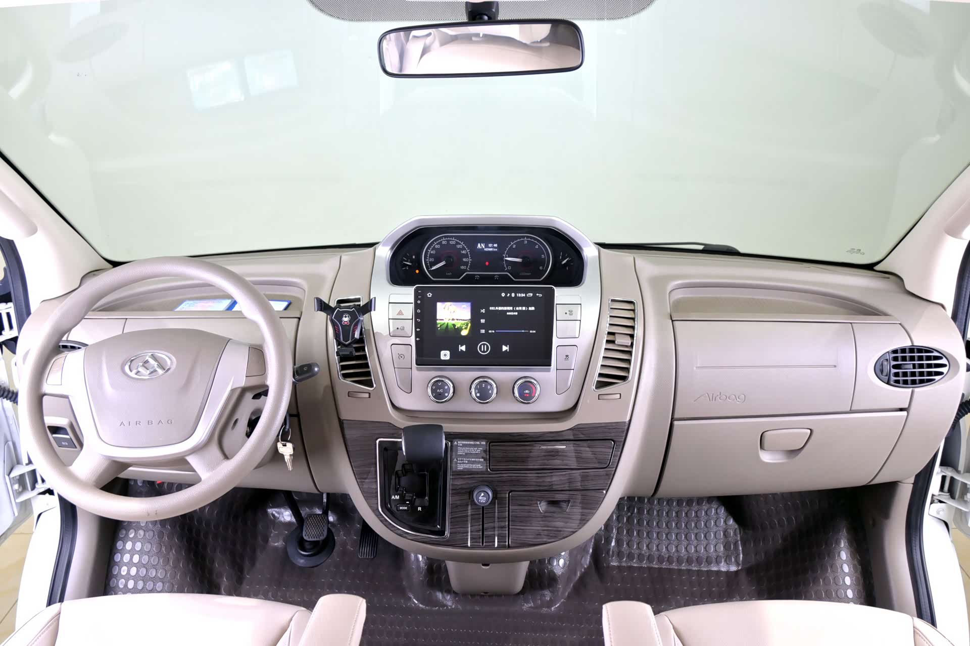 Maxus V80, 2018 9