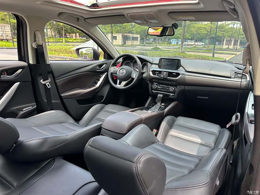 Mazda Atenza, 2017 10