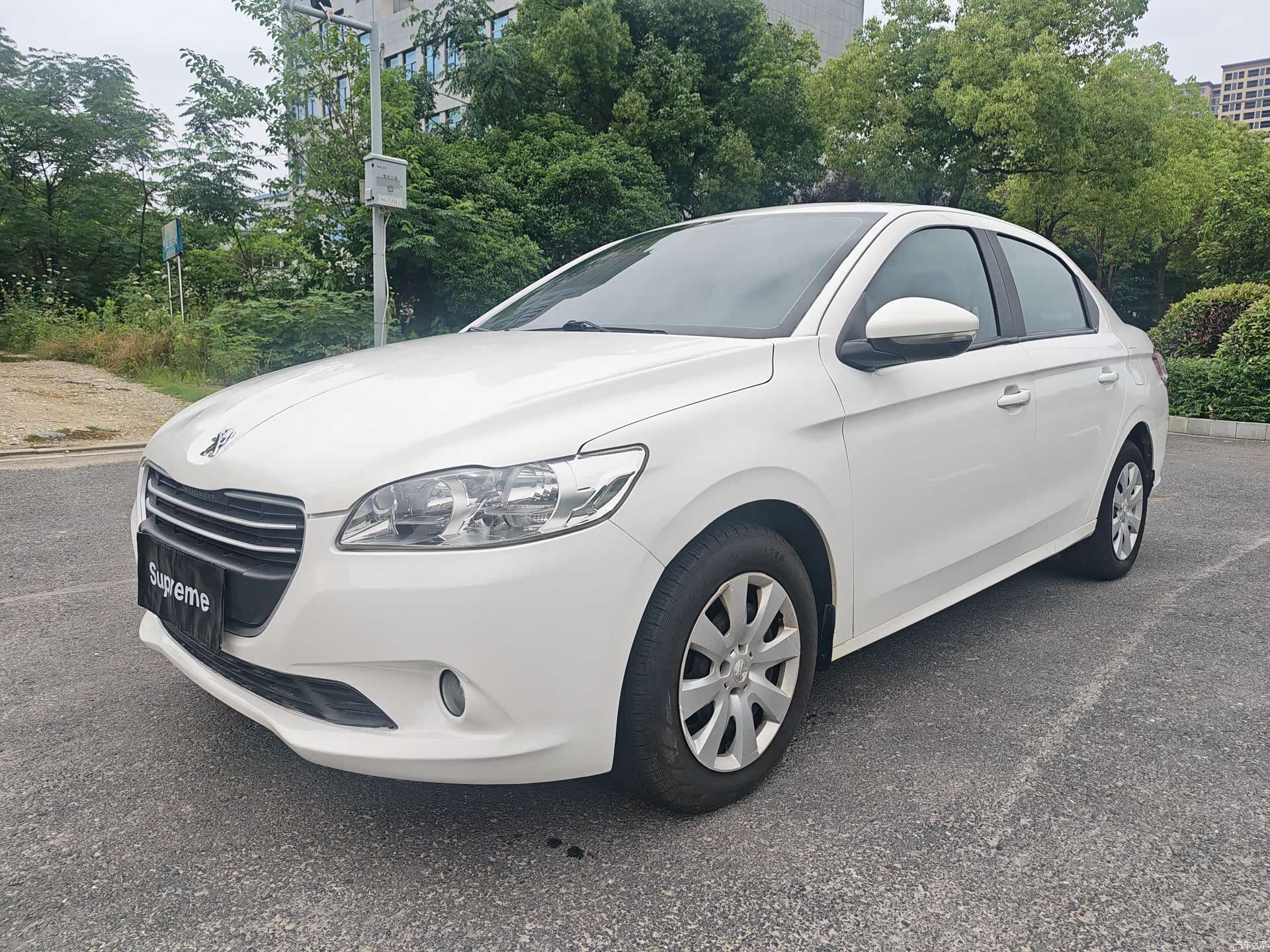 Peugeot 301, 2016 1