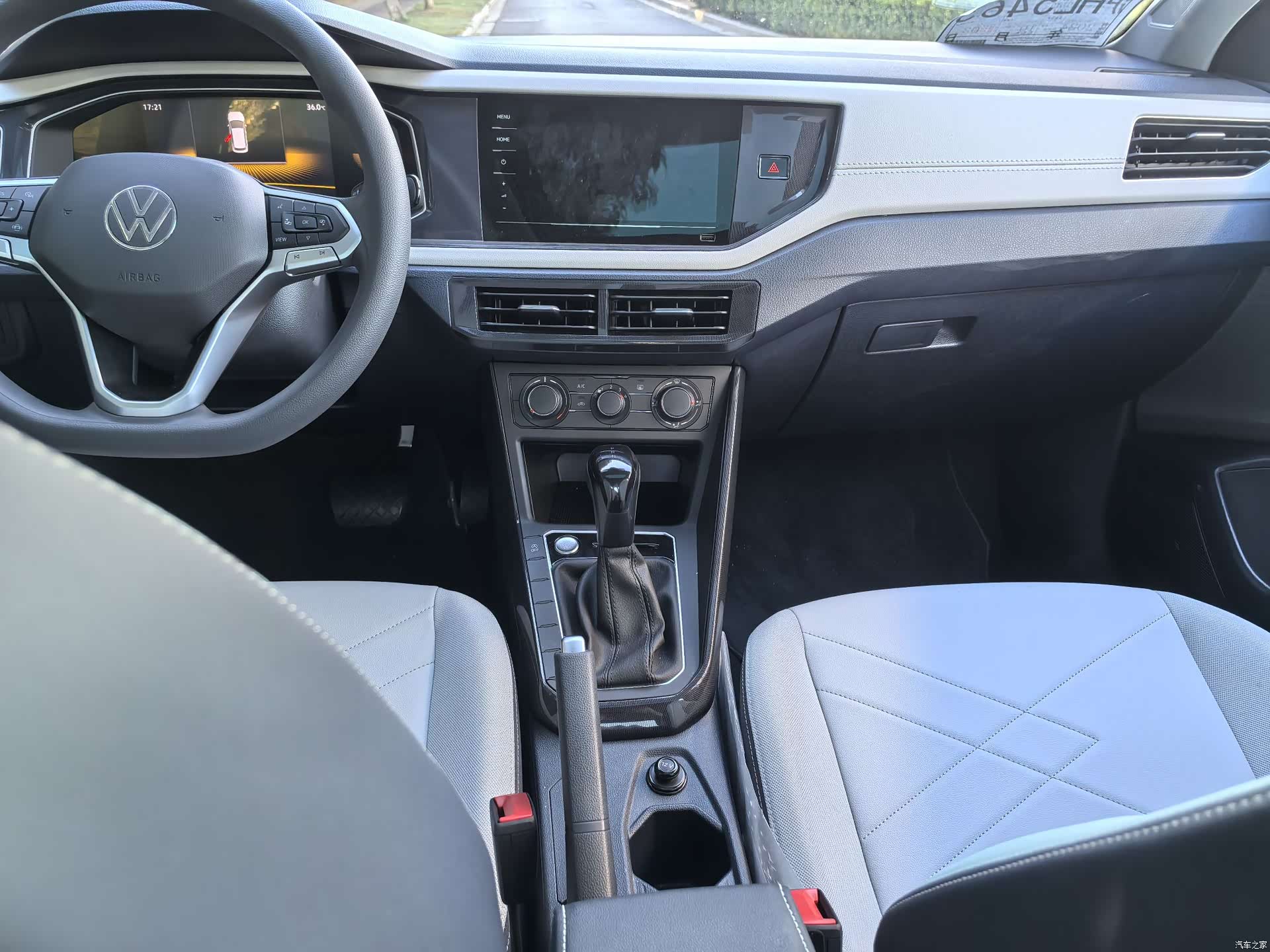 Volkswagen Lavida, 2025 14