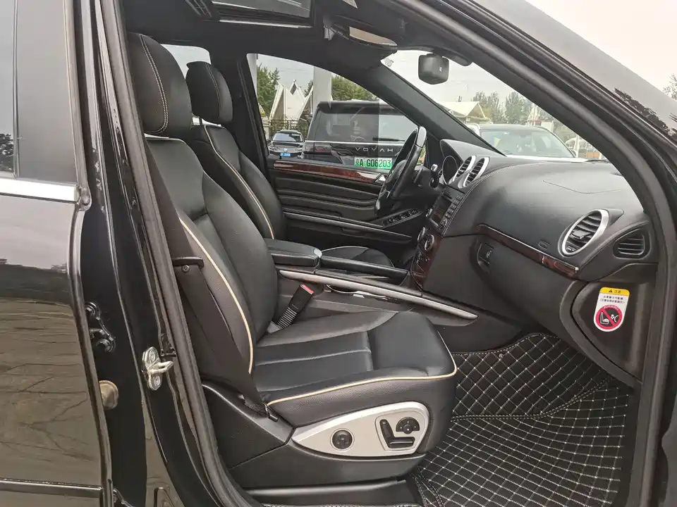 Mercedes-Benz M class