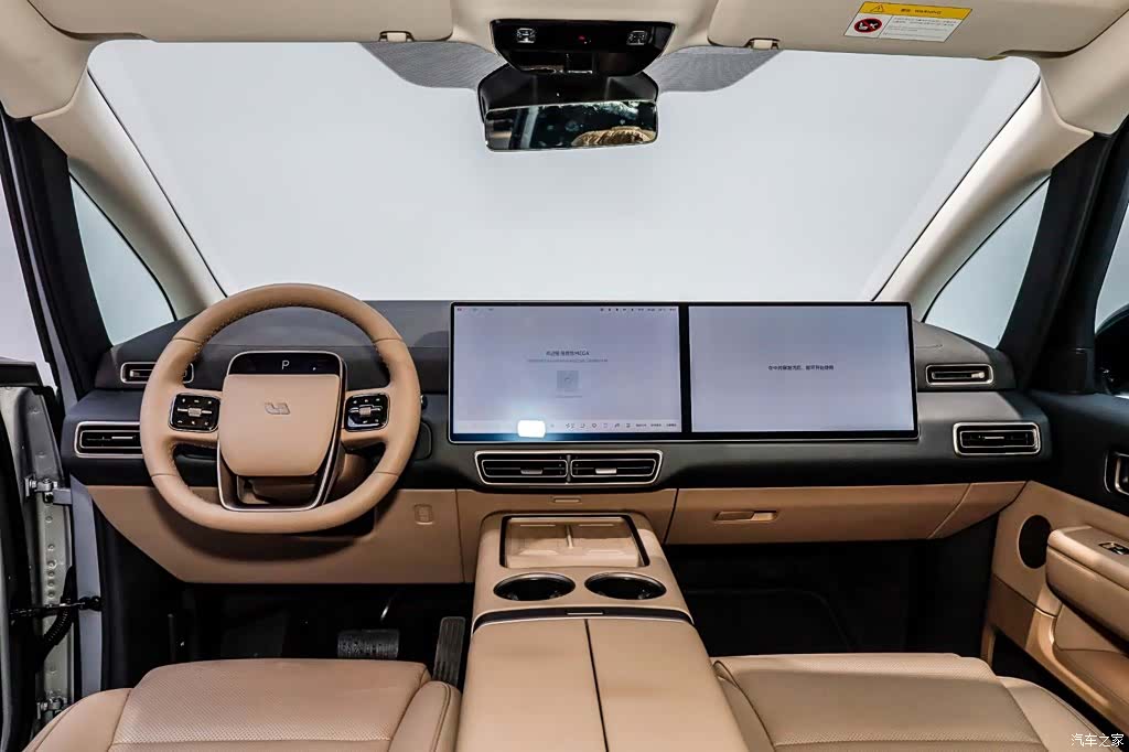 Li Auto MEGA, 2025 24
