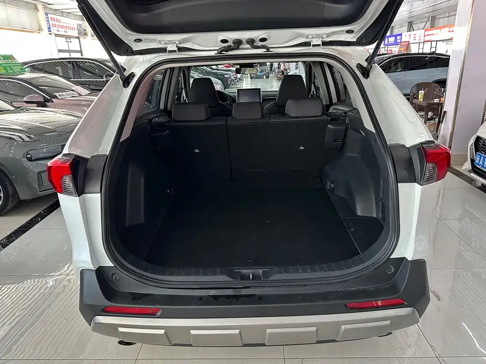 Toyota RAV4 Rongfang