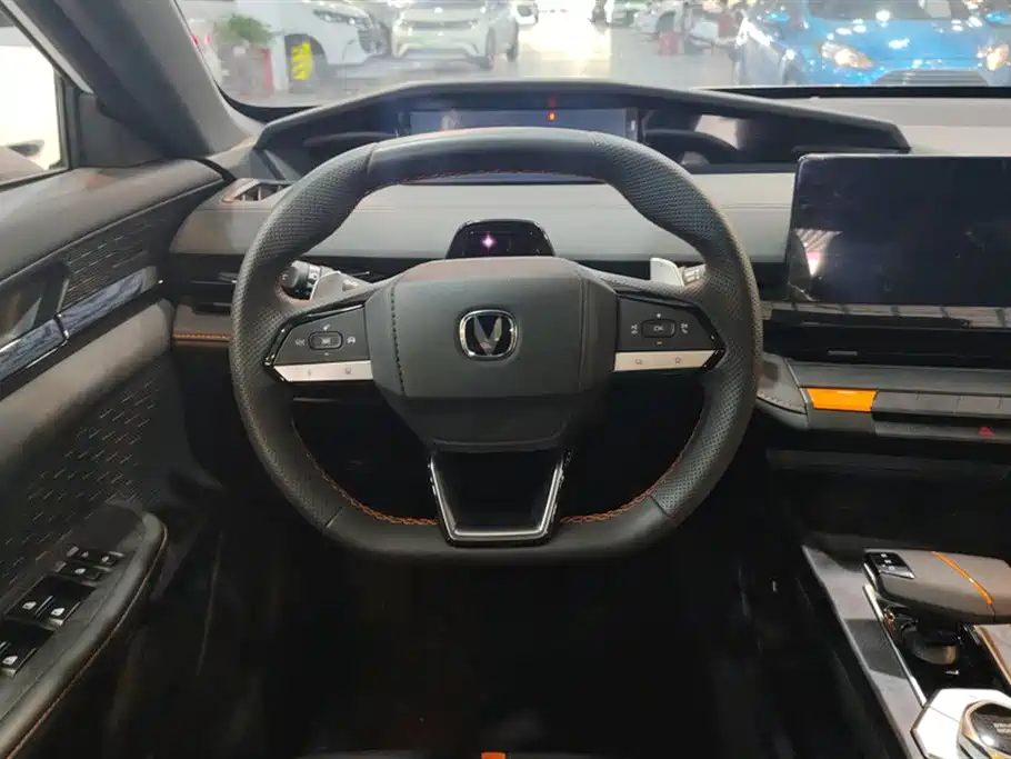 Changan UNI-V