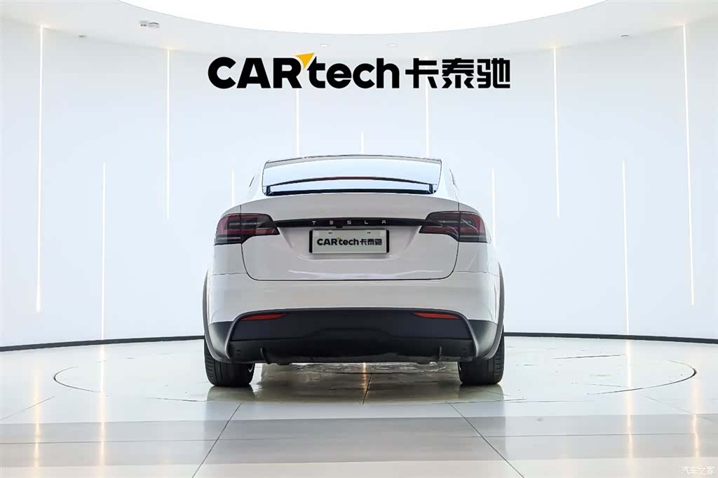 Tesla Model X, 2023 все фото