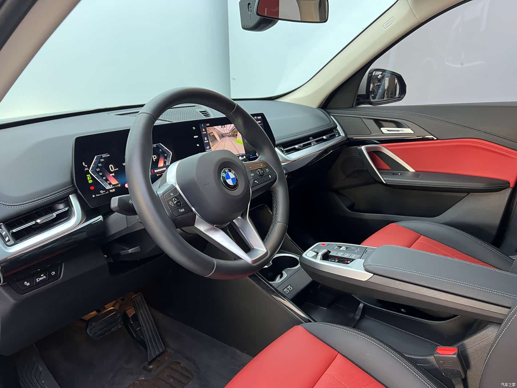 BMW X1, 2024 11