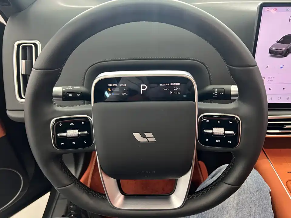 Li Auto Ideal L6