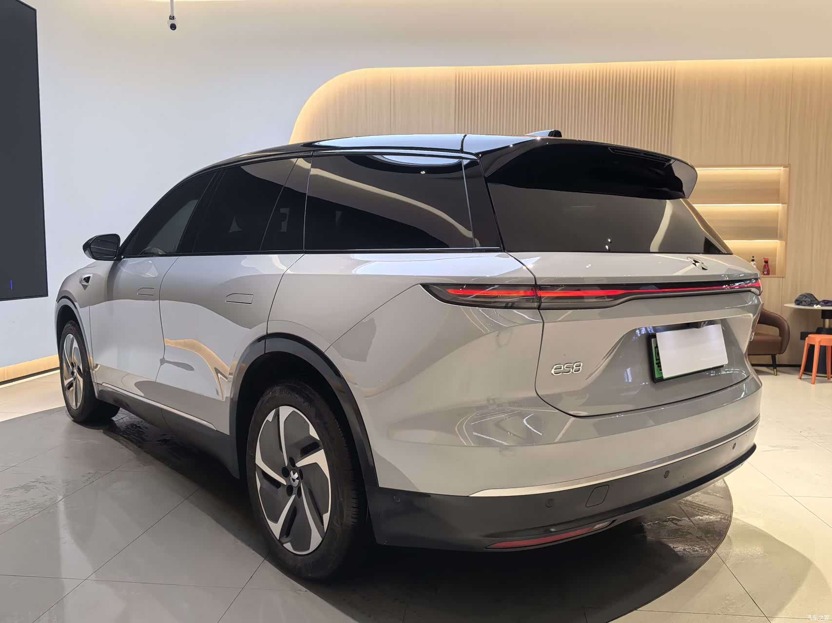 NIO ES8, 2024 4