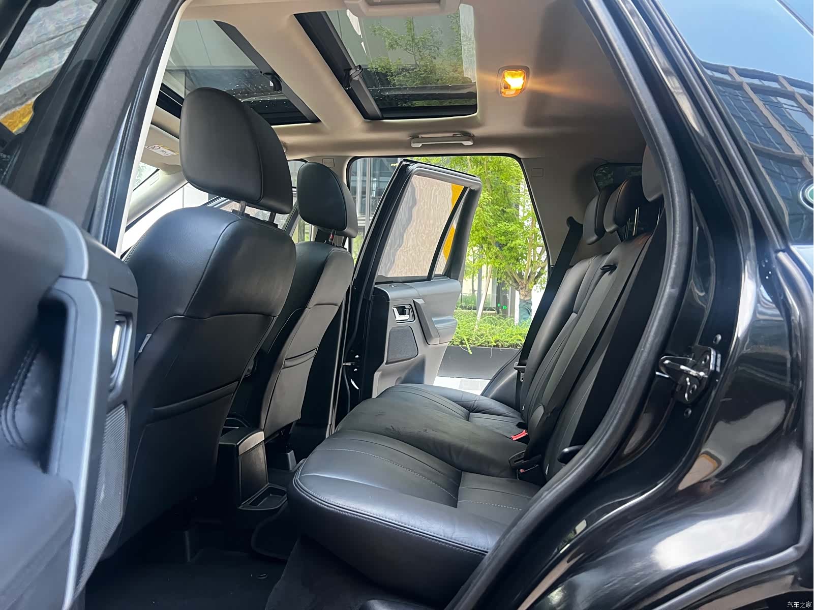 Land Rover Si4, 2015 12